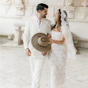 V. Chapman White Lace Wedding Dress